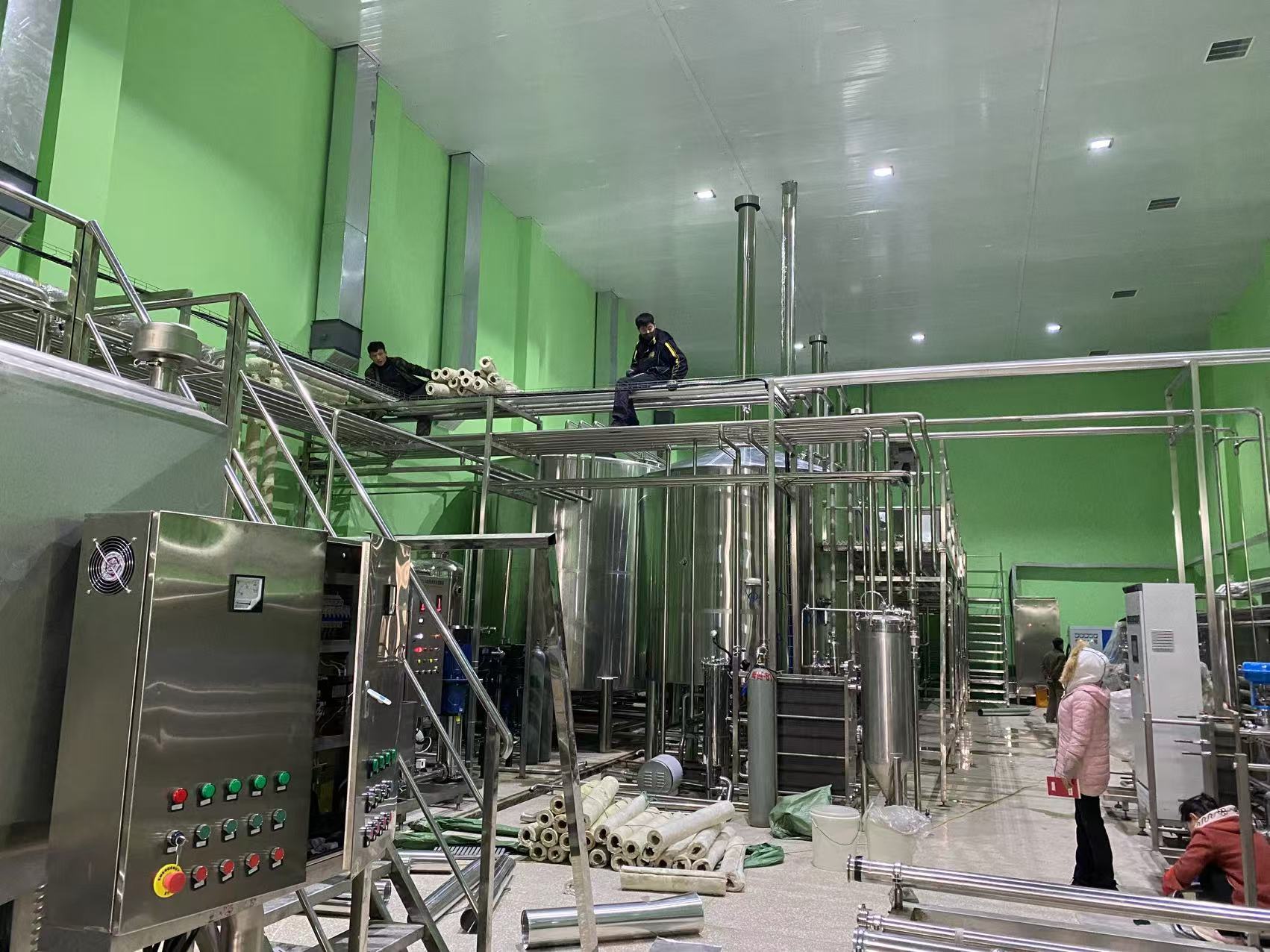龙城精酿啤酒设备厂—精酿啤酒设备制造：传承工艺与创新科技的交融